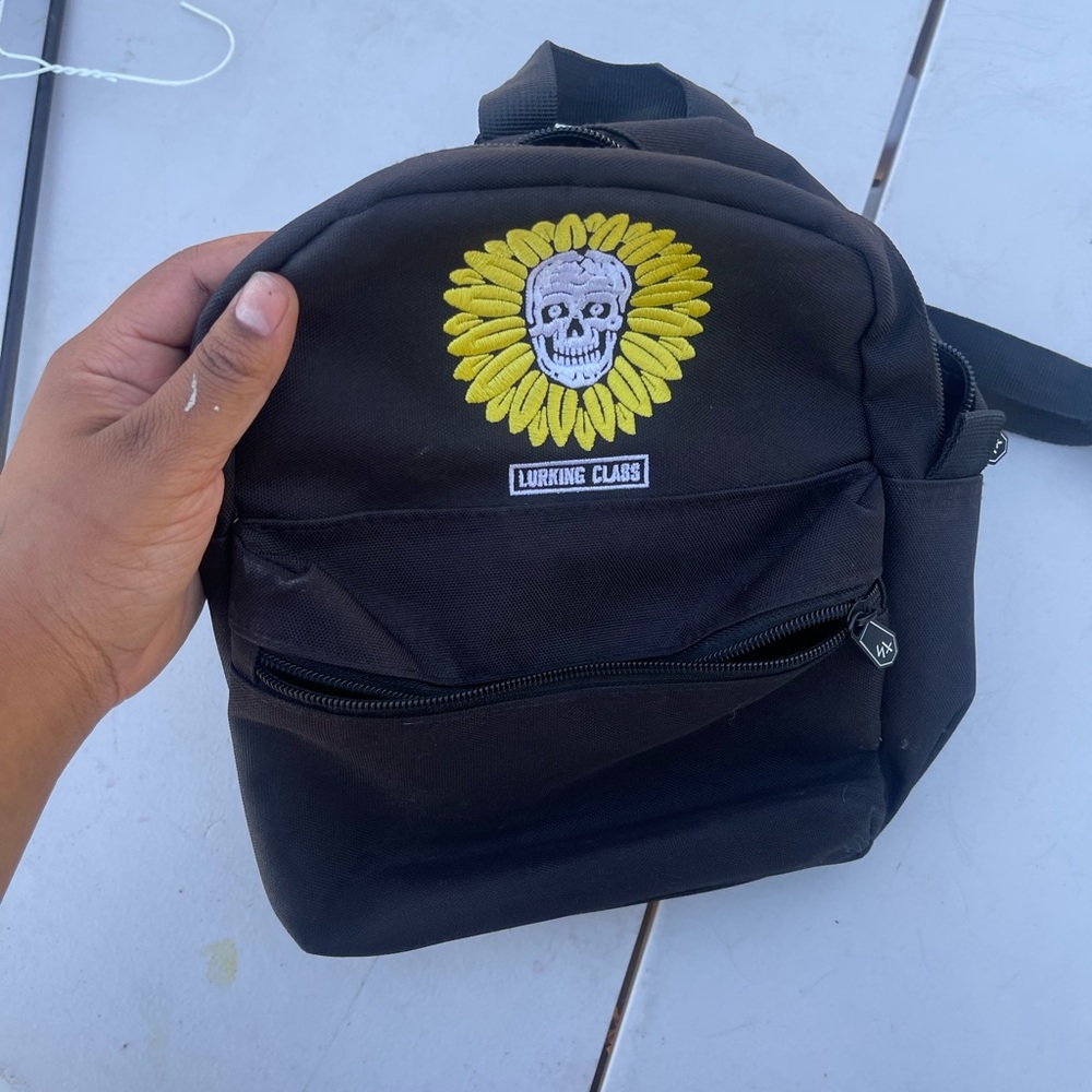 mini skull backpack